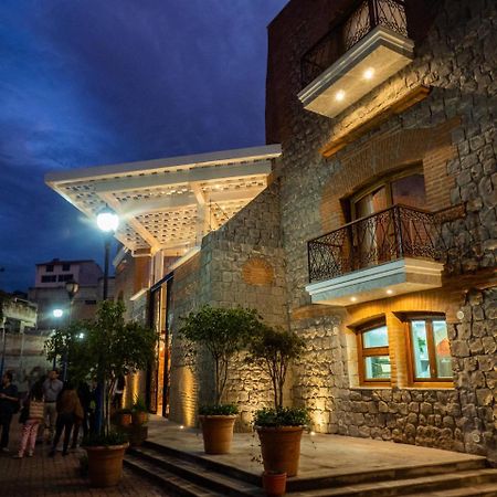 Hotel Отавало Экстерьер фото