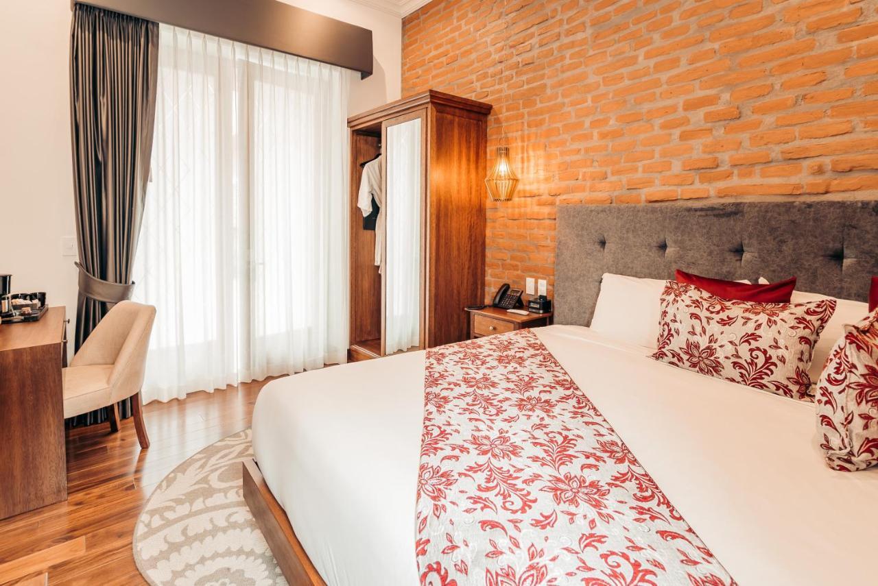 Hotel Отавало Экстерьер фото