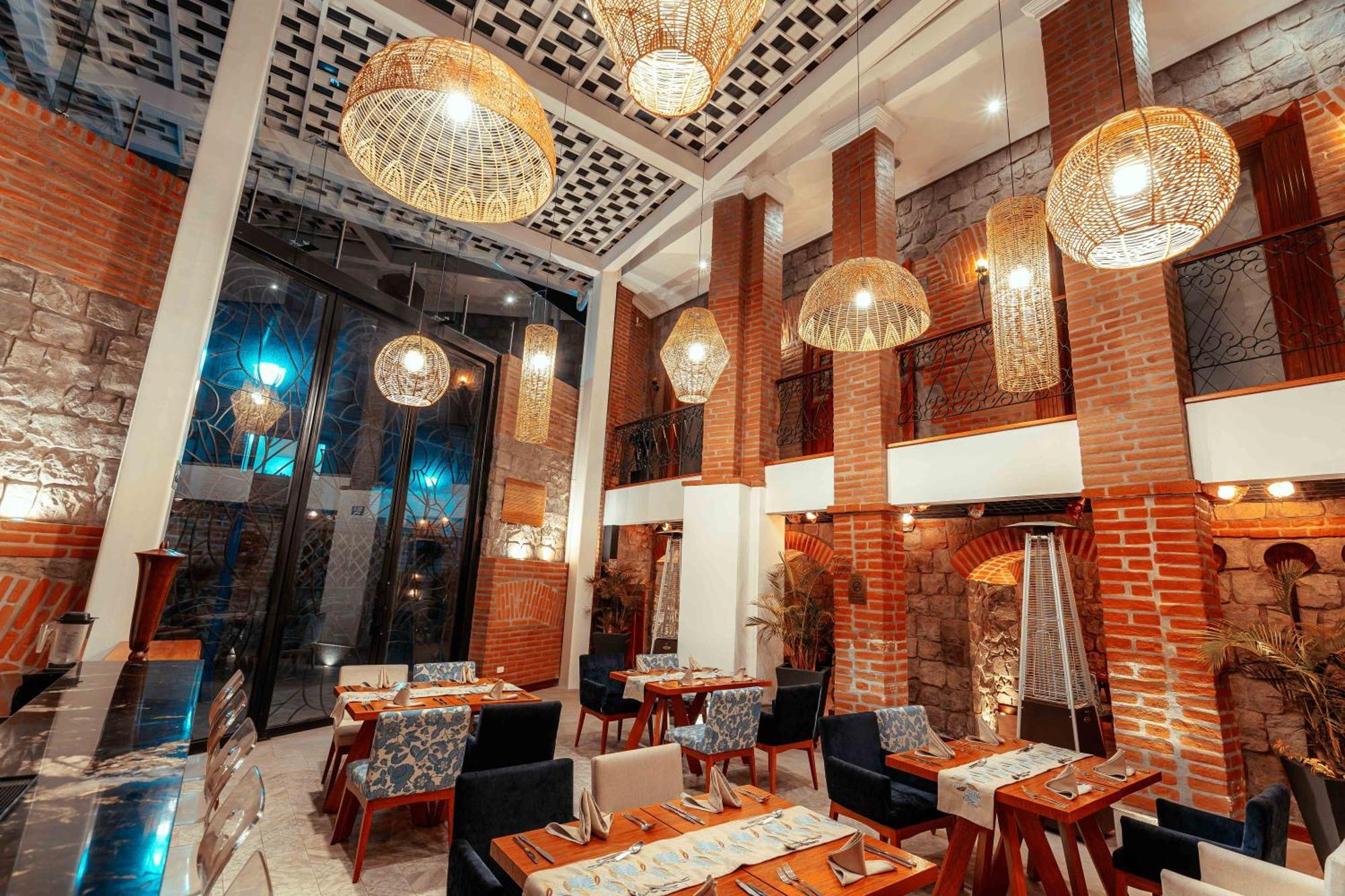 Hotel Отавало Экстерьер фото