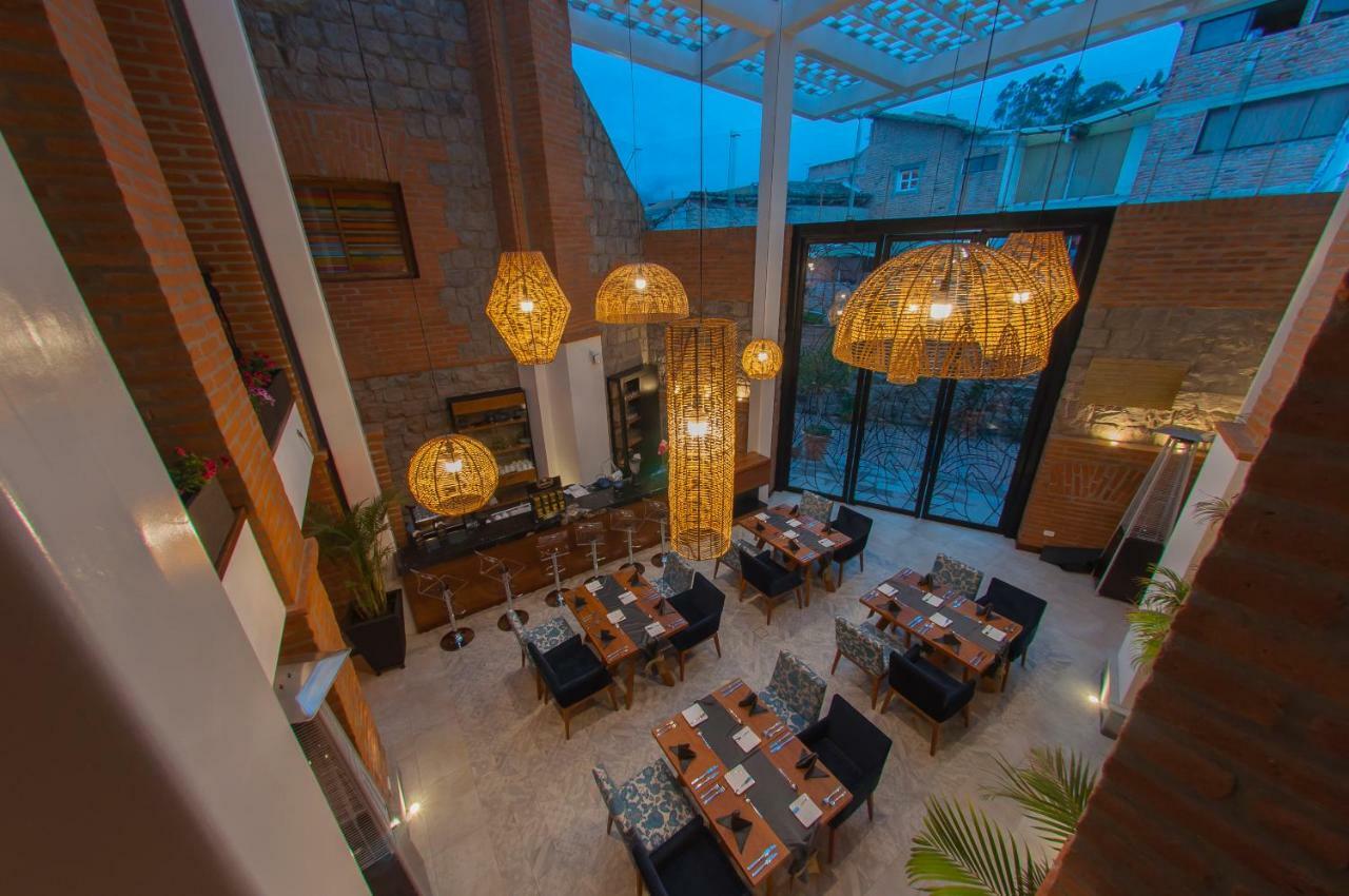 Hotel Отавало Экстерьер фото